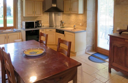 Pontcirq Villa | Beautiful private villa for 6 guests with private pool, WIFI, TV and terrace