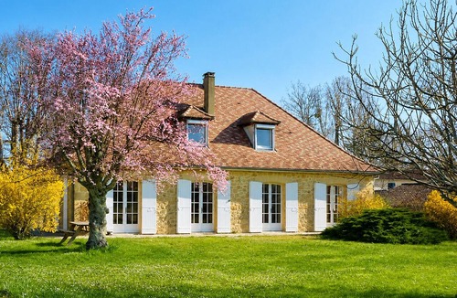 Eynesse House | Beautiful riverside home on the Dordogne River