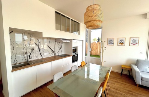 Morbihan Apartment | Beautiful sea-facing apartment