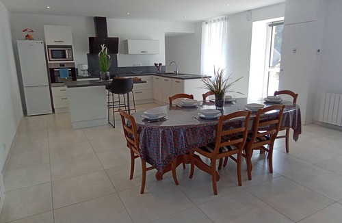 Pluherlin House | Beautiful vacation home 2km from ROCHEFORT EN TERRE