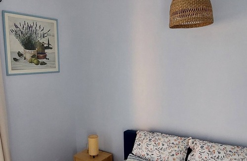 Besse-sur-Issole Bed & Breakfast | Bed and breakfast, Besse sur Issole, Var. Ideal for a quiet, sunny stay