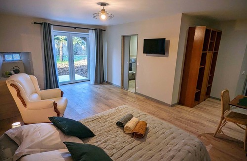 Bagnac-sur-Cele Bed & Breakfast | Bed and breakfast in a character house, charm and comfort!