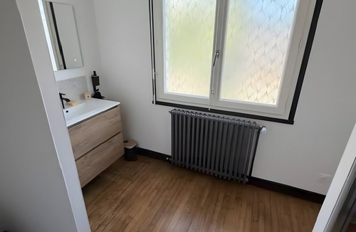 Bugeat Bed & Breakfast | Bed and Breakfast 'Chambre Félix'