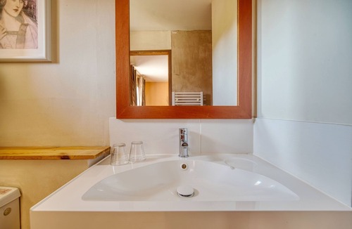 Le Fraysse Bed & Breakfast | Bed and Breakfast 'Les Templiers' with Shared Pool, Shared Garden and Wi-Fi
