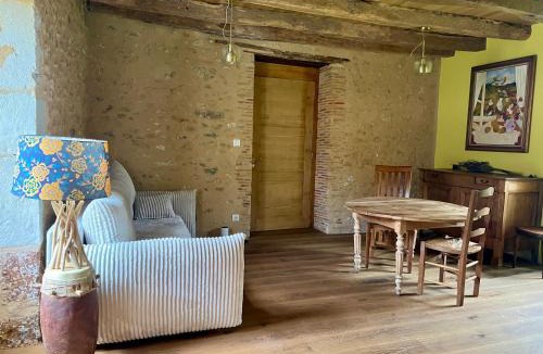 Rouffignac-Saint-Cernin-de-Reilhac House | Bel appartement dans Maison typique du Périgord
