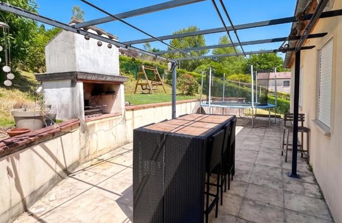 Monclar-de-Quercy Villa | Belle villa avec piscine privée à Monclar-de-Quercy