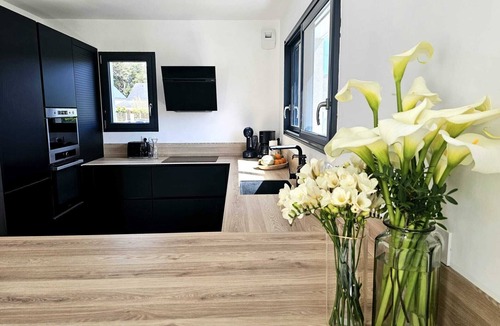 Arzon House | Belle villa avec jardin,Arzon proche port du Crouesty 500m et proches plages 2km