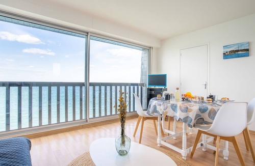 Saint-Pierre-Quiberon Apartment | Bellevue by Interhome