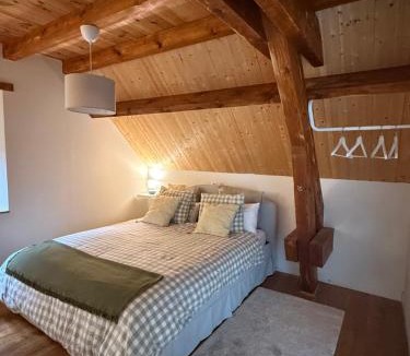 Viscos Ski Chalet | Bergerie Goicolea 2