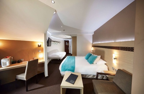 Valence Hotel | Best Western Premier Clos Syrah Hotel & Spa