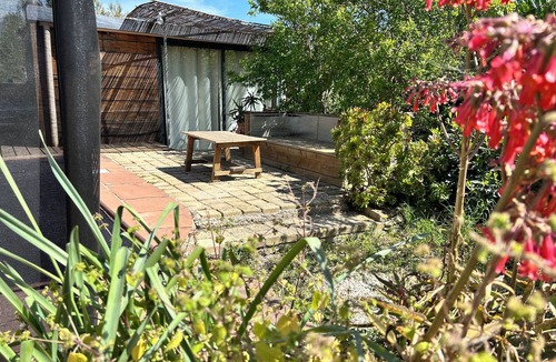Le Revest-les-Eaux Cabin | Between sea and hill