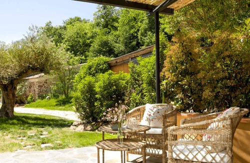 Montbolo House | Between the mountains and the sea, a profound and eco-chic nature experience in