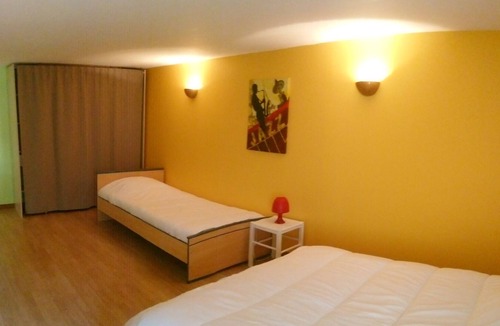 Saint Nazaire sur Charente Condo | Bien Dans Résidence Avec Piscine