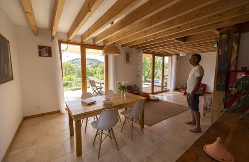 Sigonce House | Bioclimatic ecological cottage in the Luberon