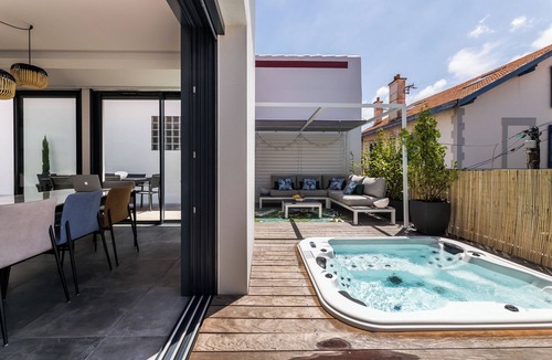 Biarritz Villa | BLOOMY - Villa Biarritz