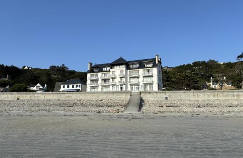 Trebeurden Apartment | Brehat T3 acces plage piscine et vue mer