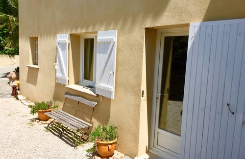 Carry-le-Rouet Apartment | Bright and spacious guest room with separate entrance.