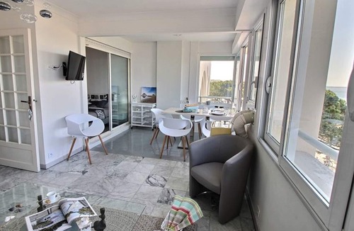 Arcachon Apartment | Bright Arcachon T3 50m Beach with WIFI and Parking