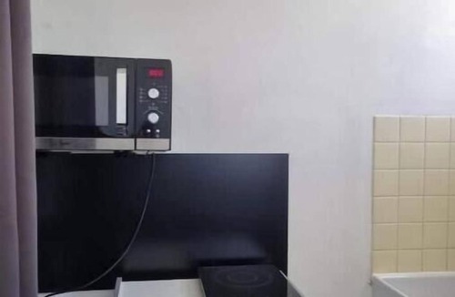 Saint-Aventin Apartment | Bright studio ideally located in Lourdes
