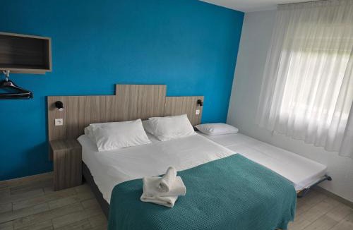 Manosque Hotel | Brit Hotel Confort Manosque Cadarache