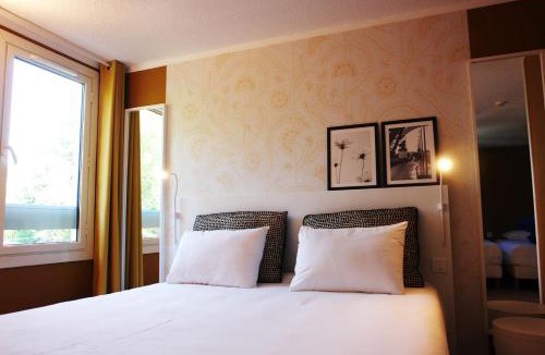 Les Pennes-Mirabeau Hotel | Brit Hotel Marseille Aéroport