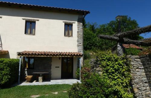 Mombarcaro House | Buchere Ville