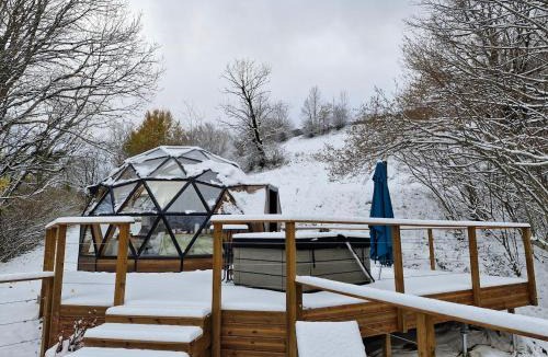 Mandailles-Saint-Julien Cabin | Bulle de printemps