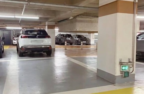 Centre Ville Apartment | Cœur de Pau - Parking included - L'Unique
