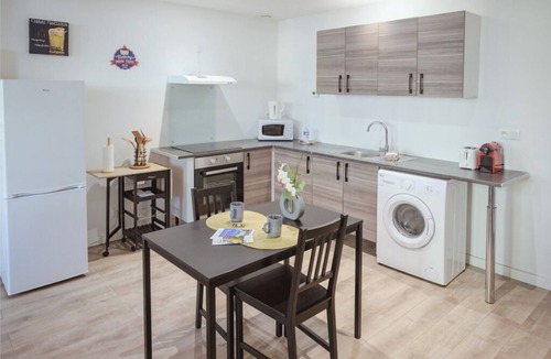 Centre Ville Apartment | Cœur de Pau - Parking included - La Perle