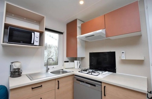 Saint-Christophe-du-Ligneron House | Camping 4 étoiles - Piscine - ccbg0gc