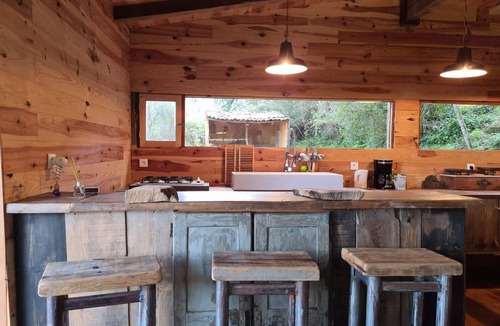 Sartene Ski Chalet | Cabane Avec Piscine au Cœur du Maquis