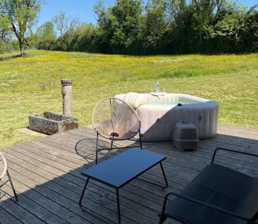 Sarrogna Ski Chalet | Cabane Sarrogna - Lac de Vouglans - SPA Privatif