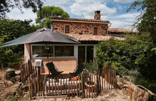 Le Luc House | Cabanon provençal, piscine et jacuzzi partagés