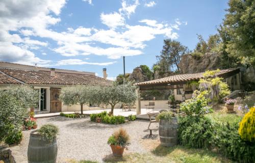 Cotignac Bed & Breakfast | Campagne de la source St Martin B&B
