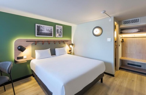 Bron Hotel | Campanile NATURE - Lyon Est Bron Eurexpo
