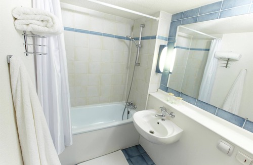 Saintes Hotel | Campanile Saintes