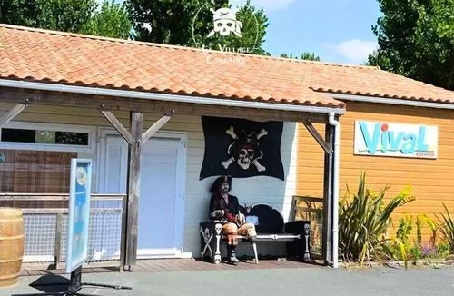 Quartier d'Orbigny House | Camping 2 Beaches & Ocean* - Mobile Home Loggia Compact 3 rooms 4 people