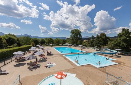 Mens House | Camping 3 étoiles - Piscine - ccbgaad