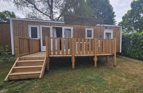 Charlieu House | Camping - ccbbifd - Three Bedroom Apartment, Sleeps 6