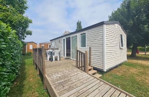 Charlieu House | Camping - ccbbife - Three Bedroom Apartment, Sleeps 6