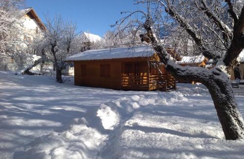 Chateauroux-les-Alpes Other | Camping, Hôtel De Plein Air Les Cariamas