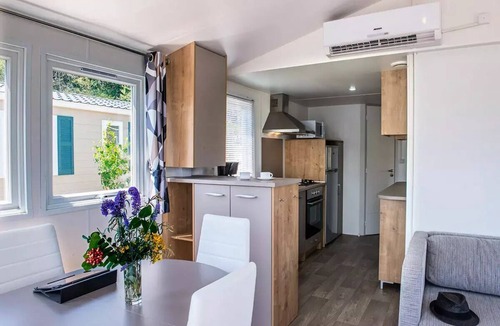 Chorges Ski Chalet | Camping l'Ecrin du Lac * - Chalet 3 Rooms 4 People Air Conditioned + TV