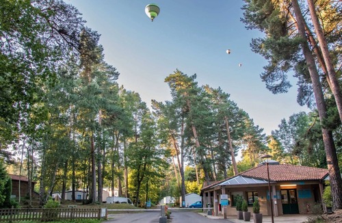 Aydat House | Camping - Piscine - ccbaifi