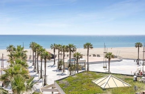 La Cote Radieuse Apartment | Canet Plage Face à la mer 2 à 6 Pers Avec Parking
