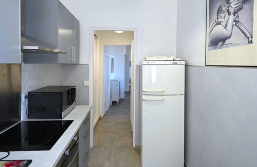 Le Suquet Apartment | Cannes Balconies & Views | Beach & Palais within walking distance