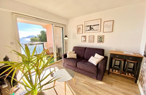 Cannes La Bocca Apartment | Cannes Les Plages SCLS - Clim, Parking, Piscine