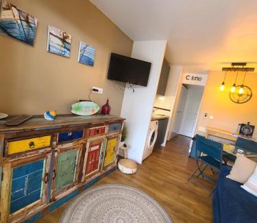 Le Dramont Apartment | Cap'Azur T2 - Rdj - Vue Golf