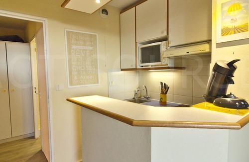 Cap Esterel Apartment | Cap Esterel: 2-room garden, pool access
