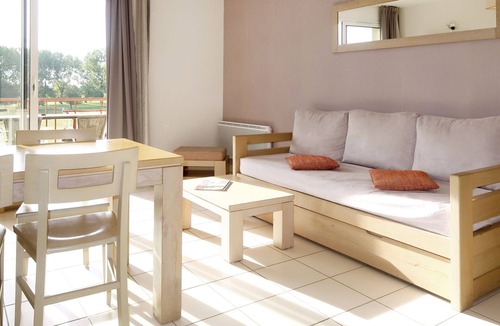 Sables-d'Or-les-Pins Apartment | Cap Green 36X by Interhome