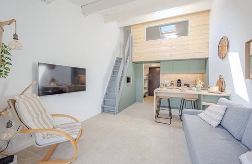 Saint-Mandrier-sur-Mer Apartment | Cap Soleil - Swimming pools, Tennis courts & Cove
